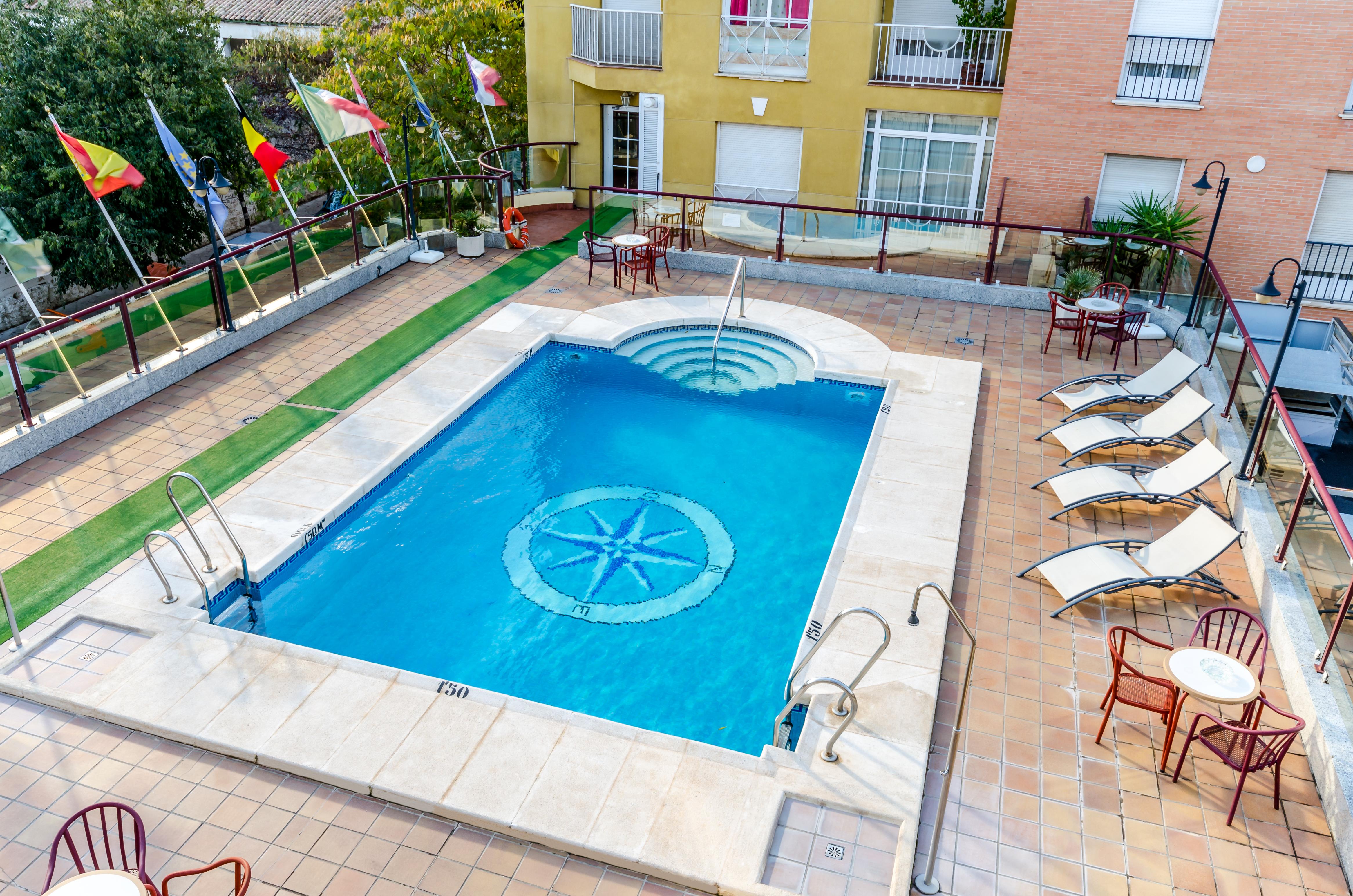 Hotel Infanta Cristina Jaén Exterior foto